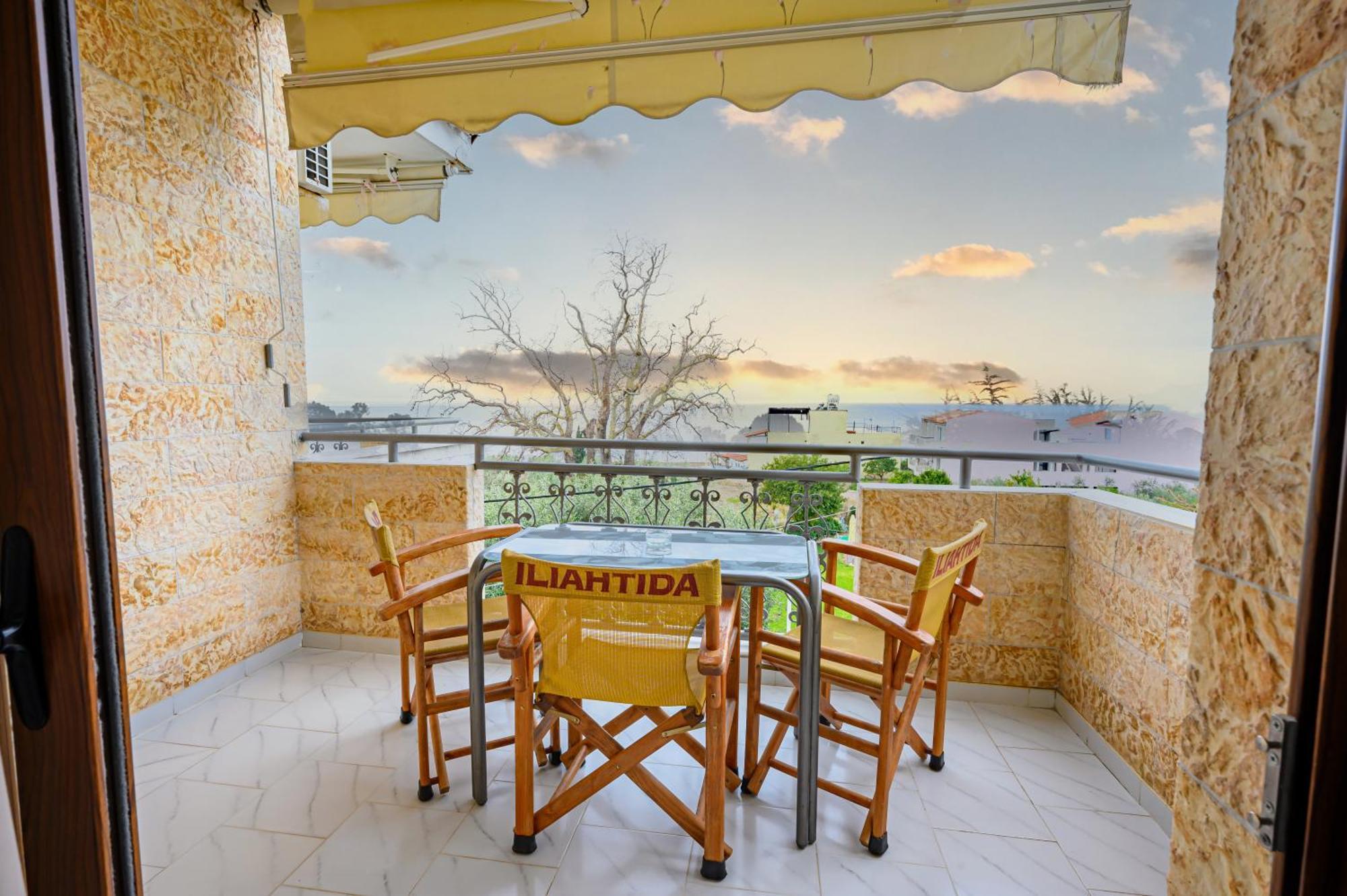Iliahtida Apartments โรเวียส ภายนอก รูปภาพ