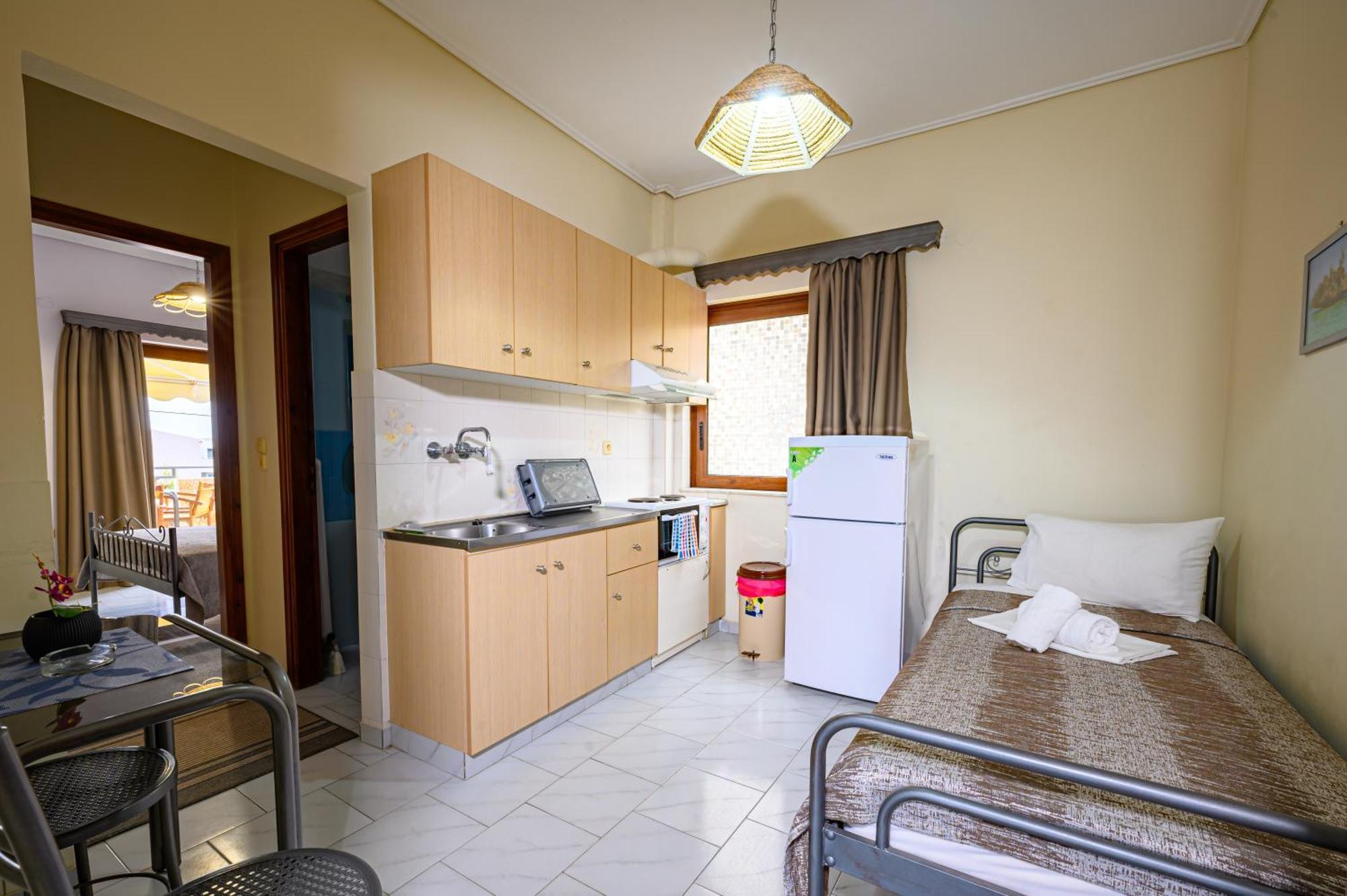 Iliahtida Apartments โรเวียส ภายนอก รูปภาพ