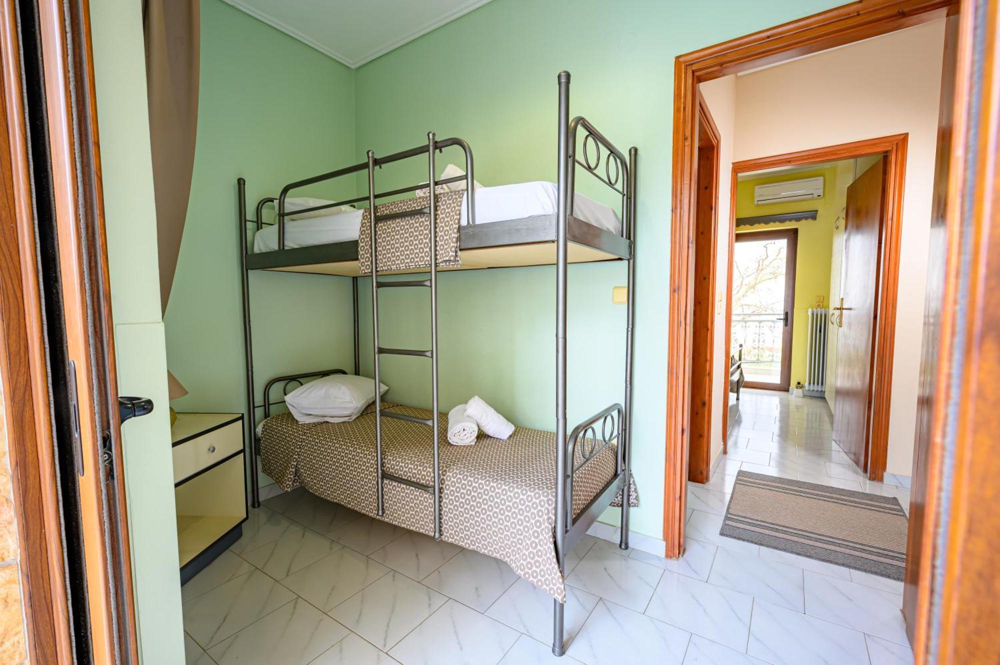 Iliahtida Apartments โรเวียส ภายนอก รูปภาพ